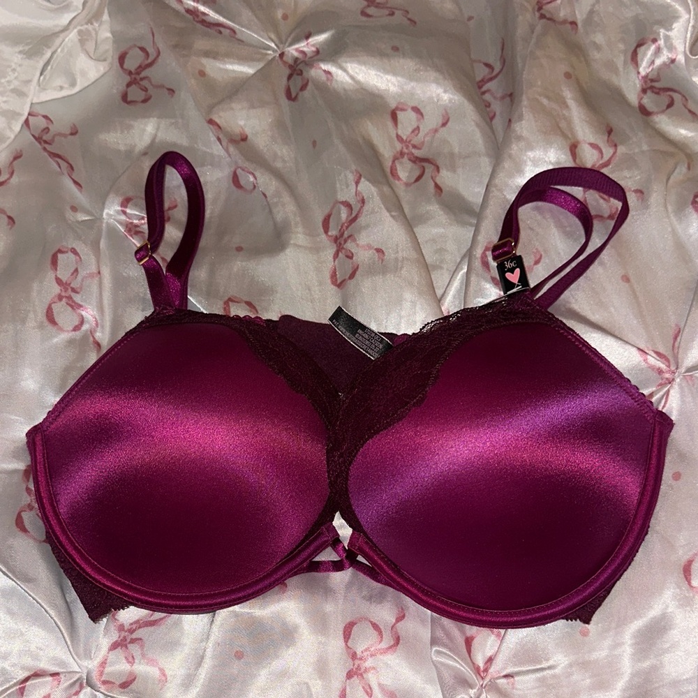 Victoria's Secret Bombshell Plunge Bra